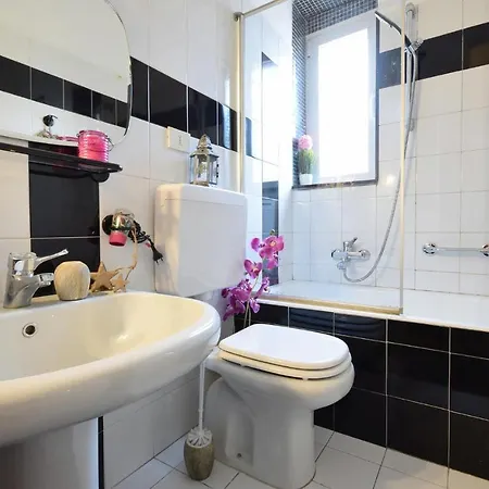 Gorgeous In With Wifi شقة راباللو