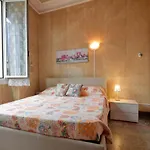 3 Bedroom Nice Apartment In Rapallo Apartment *