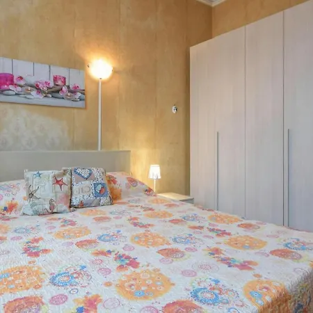 Apartment 3 Bedroom Nice Apartment In Rapallo